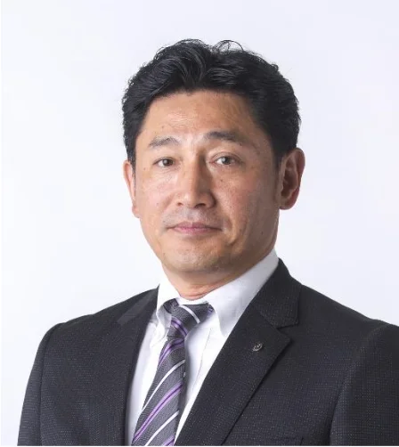 吉田 健朗の顔写真